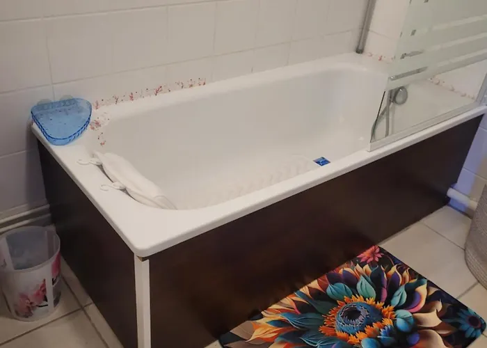 Avec Piscine Apartamento